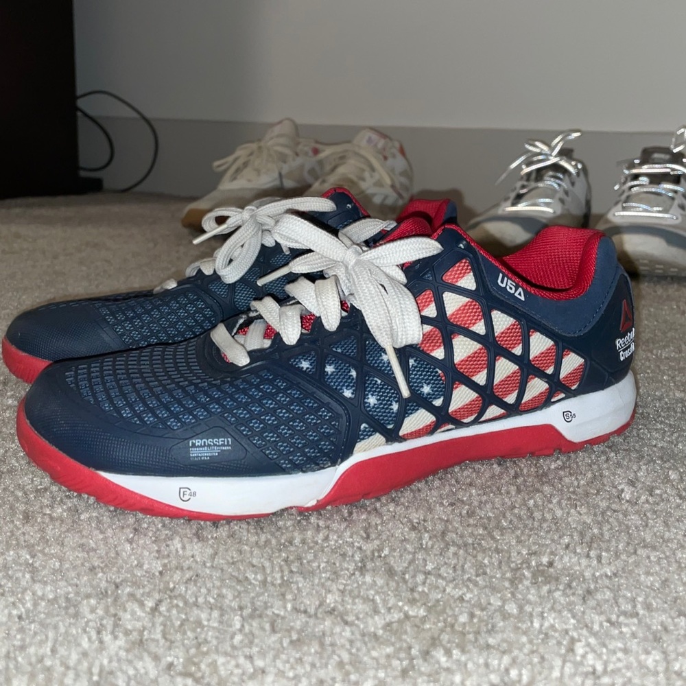 Reebok Nano 2 USA size 7 men 8.5 women
